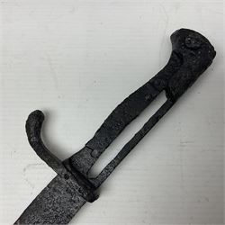 WWI Prussian S98 bayonet with 52cm fullered steel blade dated 1906 to pipeback and marked Solingen to ricasso, regimentally stamped to cross guard 56.R.11.2. for 56 Infanterie Regiment, 11 Kompanie, Waffe 2, L65cm overall; and another in battlefield relic condition (2)