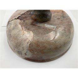 Pink veined marble bowl, of circular form, upon a spreading circular foot, D22cm H12cm