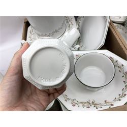 Johnson Brothers 'Eternal Beau' tea and dinner wares, to include dinner plates, teapot and coffee pot, cups and saucers, milk jug and sucrier etc