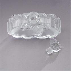Lalique 'Deux Fleur' perfume bottle, signed to base, W9.5cm 