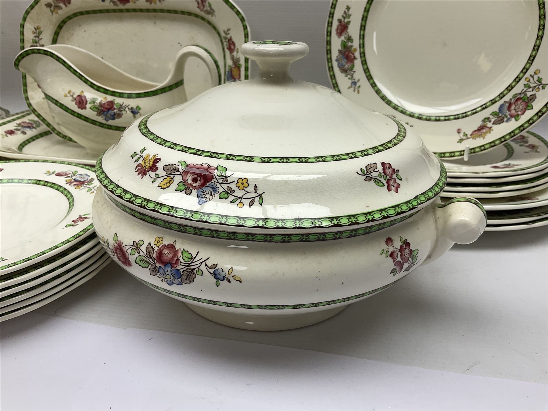 Copeland Spode, Spode's Glory pattern part dinner service, comprising two covered tureens, six dinner plates, six side plates, six dessert plates, sauce jug, three serving dishes of various sizes   