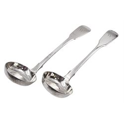 Pair of Victorian provincial silver Fiddle pattern toddy ladles, both engraved with initial W to terminal, hallmarked Thomas Sewell I, Newcastle 1850, L15cm