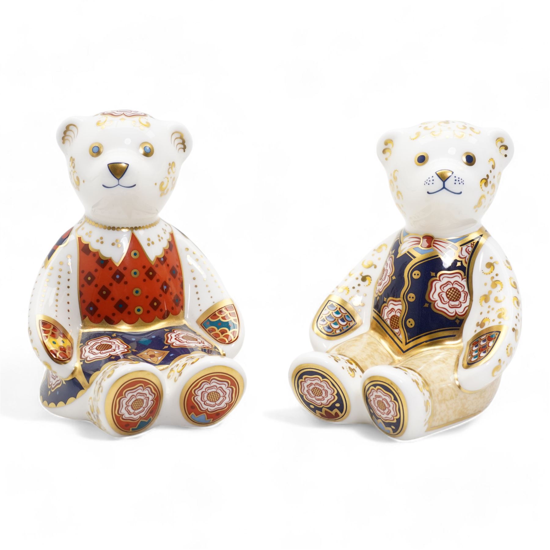 Two Limited Edition Royal Crown Derby paperweights, compromising Yorkshire Rose Mummy Bear, no.74/750, and Yorkshire Rose Daddy Bear, no.265/750, with gold stoppers