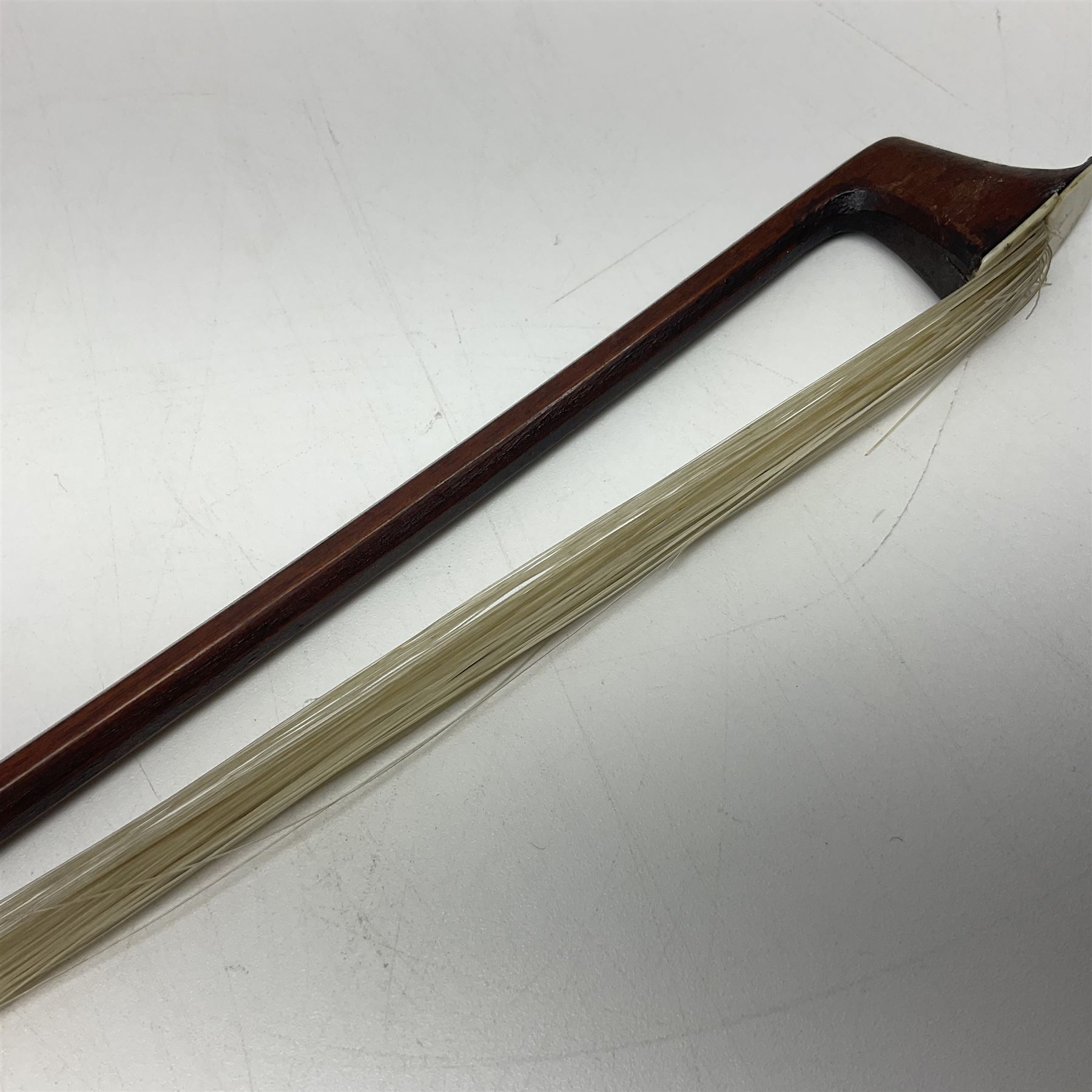 German nickel mounted pernambuco violin bow L74cm