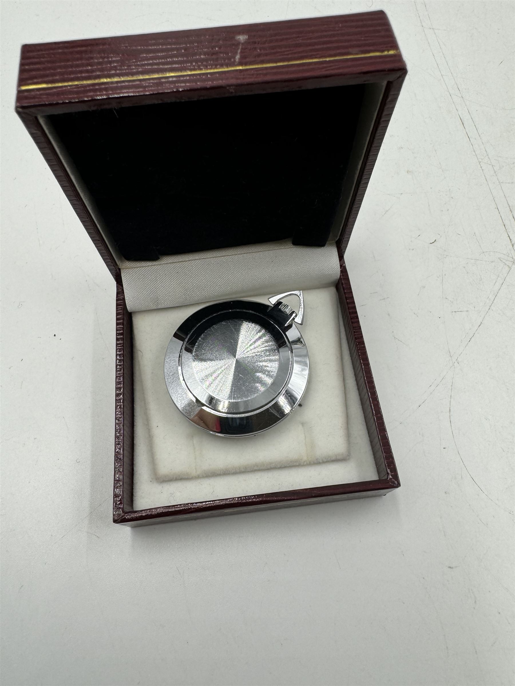 Six gentleman's wristwatches, including Avia, La Carre and Le Chat examples, together with a Smiths shockproof stop watch and a Sekonda stop watch, and a collection of spare watch straps