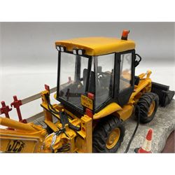 Border Fine Arts, Essential Repairs, model no. B0652, by Ray Ayres, limited edition 490/1750, L48cm