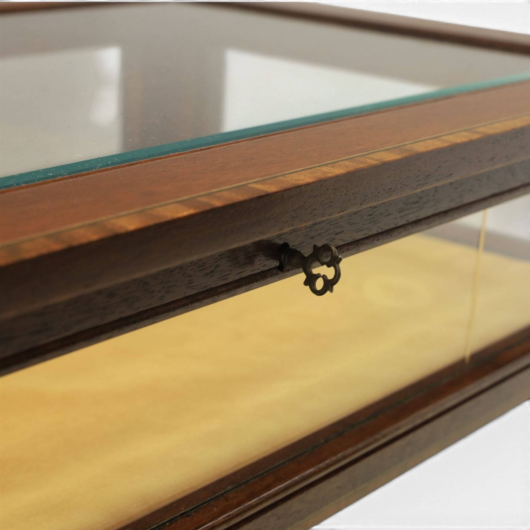 Edwardian inlaid mahogany bijouterie display table, square tapering supports inlay, orange baize lining shaped undertier