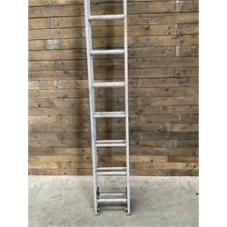 Clima aluminium extending ladders - 4.51m closed, extended 8.40m closed