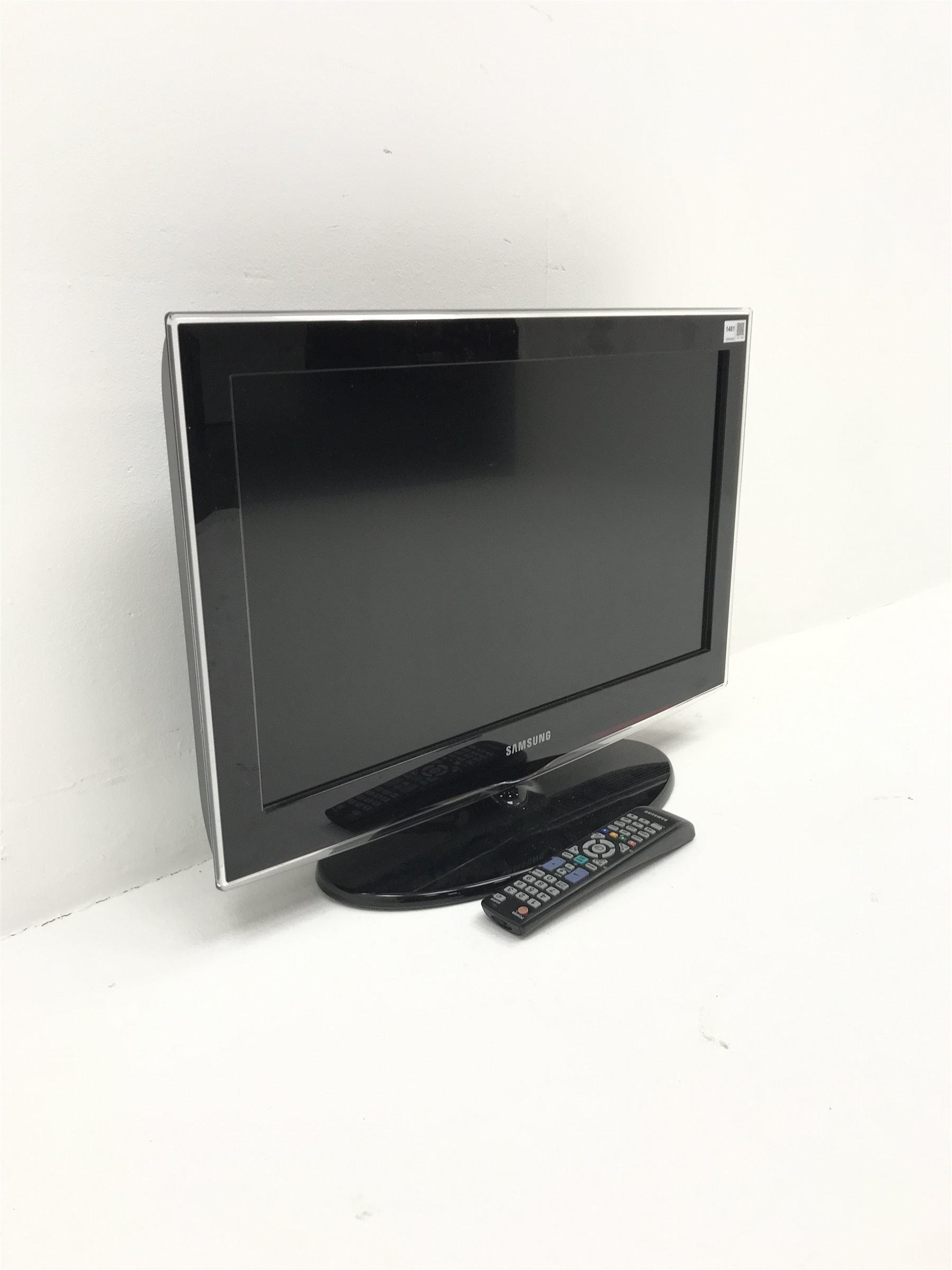 Samsung LE26D450G1W 26'' television with remote - The Furnishings Sale ...
