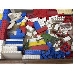 Lego - quantity of loose sections including various size blocks, base plates, windows, axles with wheels, alphabet/number blocks etc; in wooden box