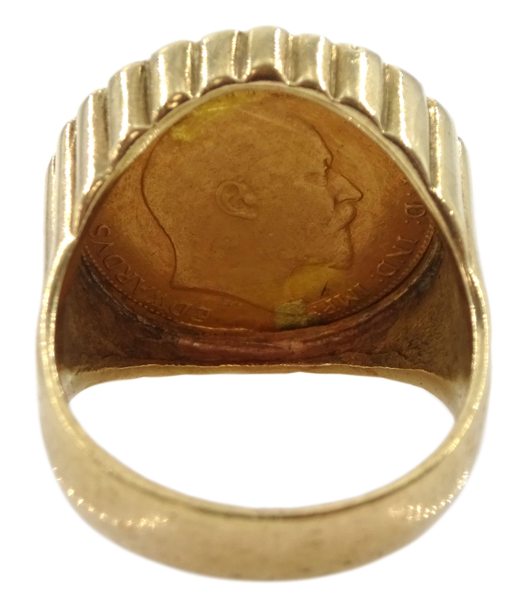 King Edward VII 1910 gold half sovereign, loose mounted in 9ct gold ring, hallmarked