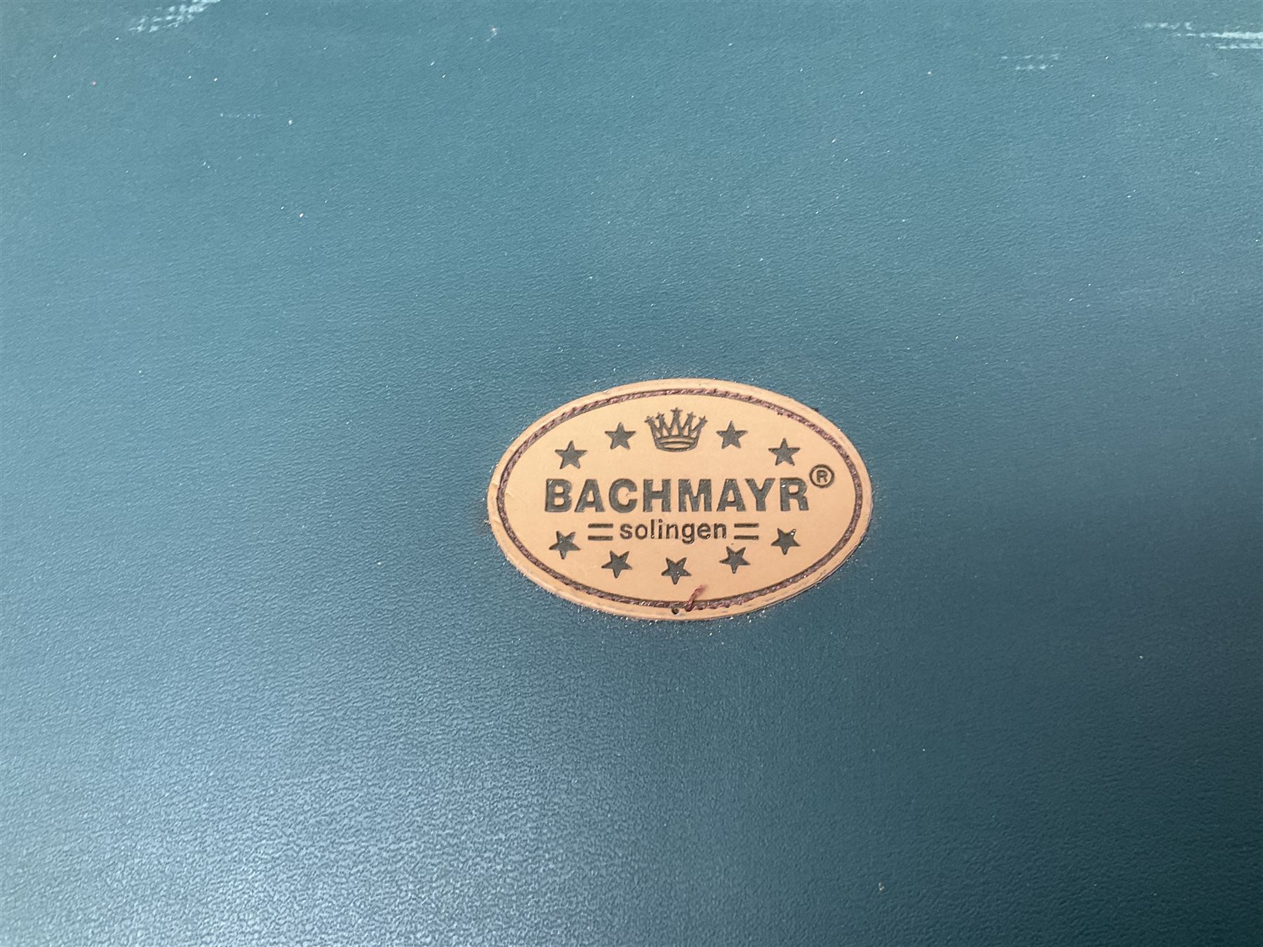 Bachmayr Soligen boxed set of six steak knives and fork, together with Offenbach chef quality knives, chopper, forks, scissors and knives sharpeners, in fitted cases