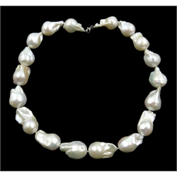  Large baroque fresh water pearl necklace the clasp stamped PT950  