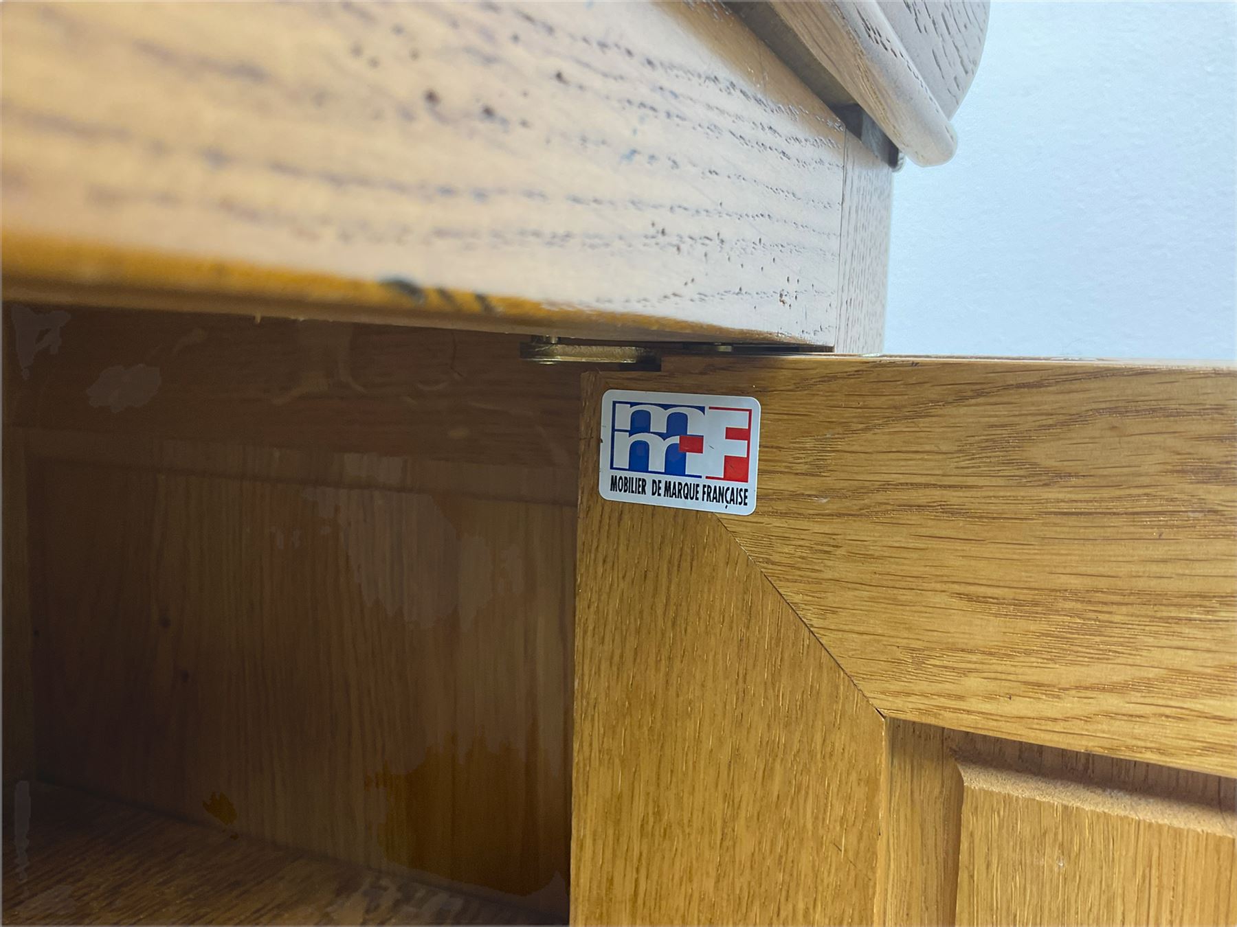 Barre Dugue - Pair of French oak bedside cabinets, single drawer and cupboard