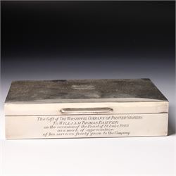 Silver cigarette box with presentation inscription, the hinged cover engraved with the crest of The Worshipful Company of Painter-Stainers W14cm London 1965 Maker Cohen & Charles and a silver napkin ring