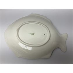 Shorter & Son six fish plates, together with a larger platter and sauce boat and saucer, all with stamped marks beneath