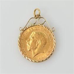 1911 half sovereign in gold loose mount hallmarked 9ct