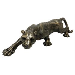 Cast metal figure modelled as a cougar in crouching pose, L40cm