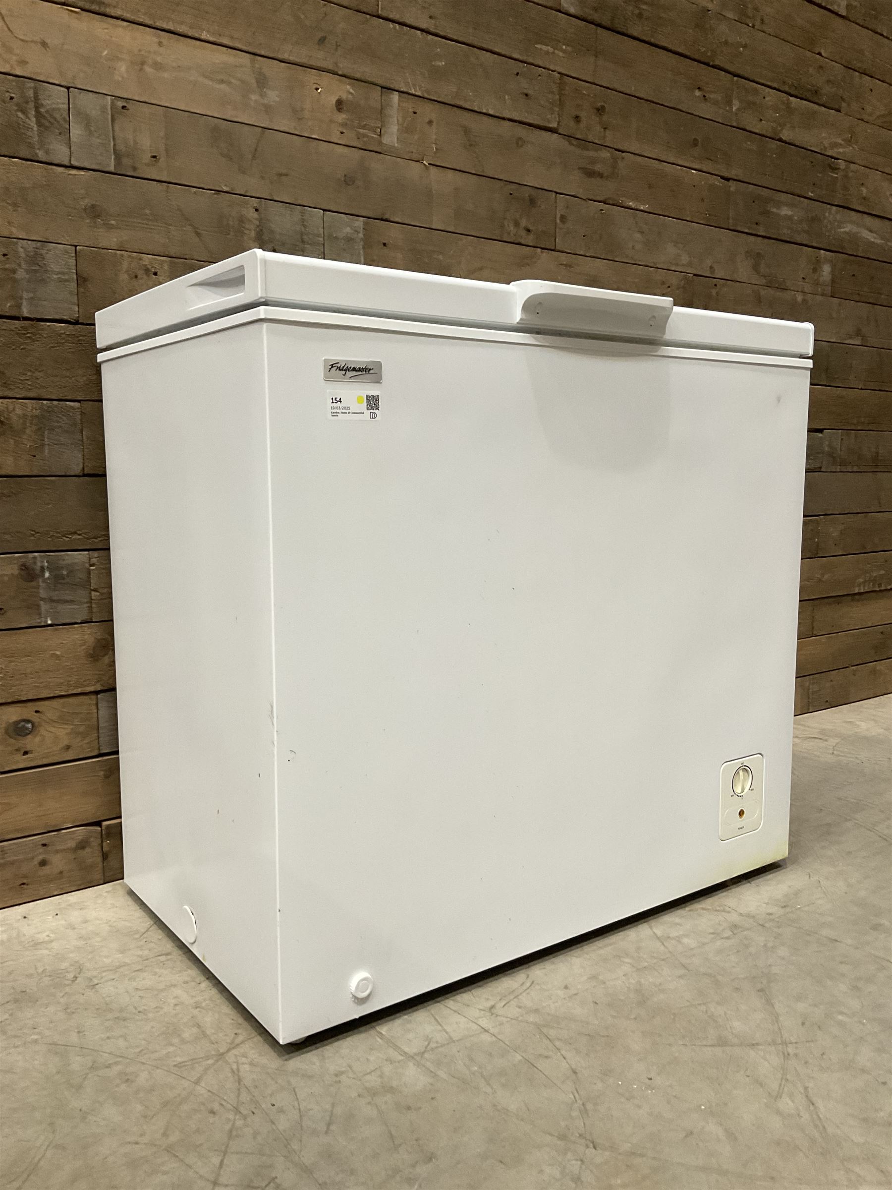 Fridgemaster MCF 194 chest freezer