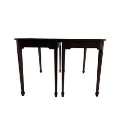George III mahogany extending dining table, two D-ends and additional leaf, the D-ends with plain friezes and square tapering fluted supports with spade feet