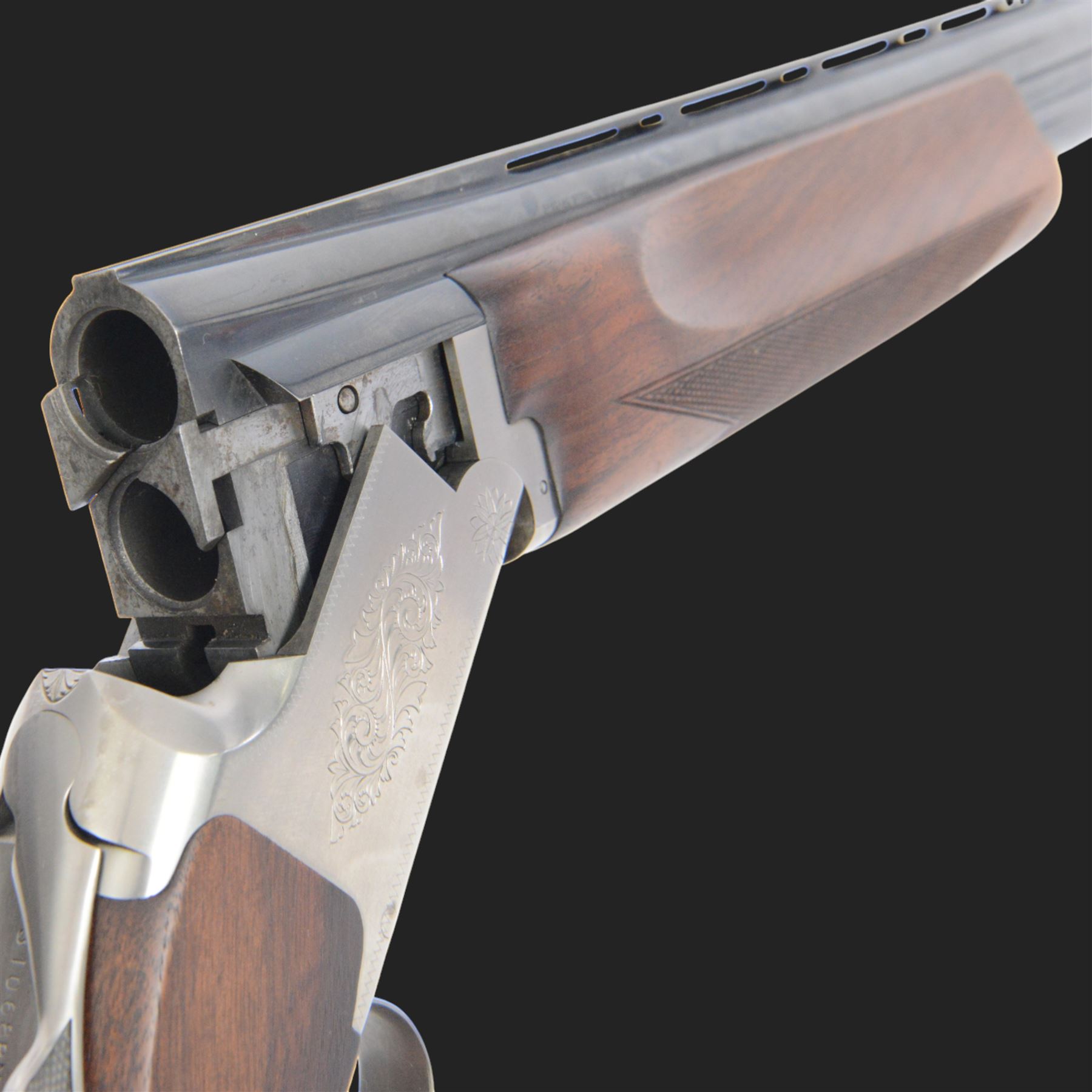 Miroku 3800SK-I 12 bore over and under ejector single trigger shotgun, with 71cm (28