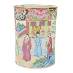 19th century Chinese Canton famille rose brush pot, of cylindrical form decorated with a vignette of bijin and attendants in a courtyard setting, beneath a gilt edged rim, and band detailed with butterflies and peonies, H15cm