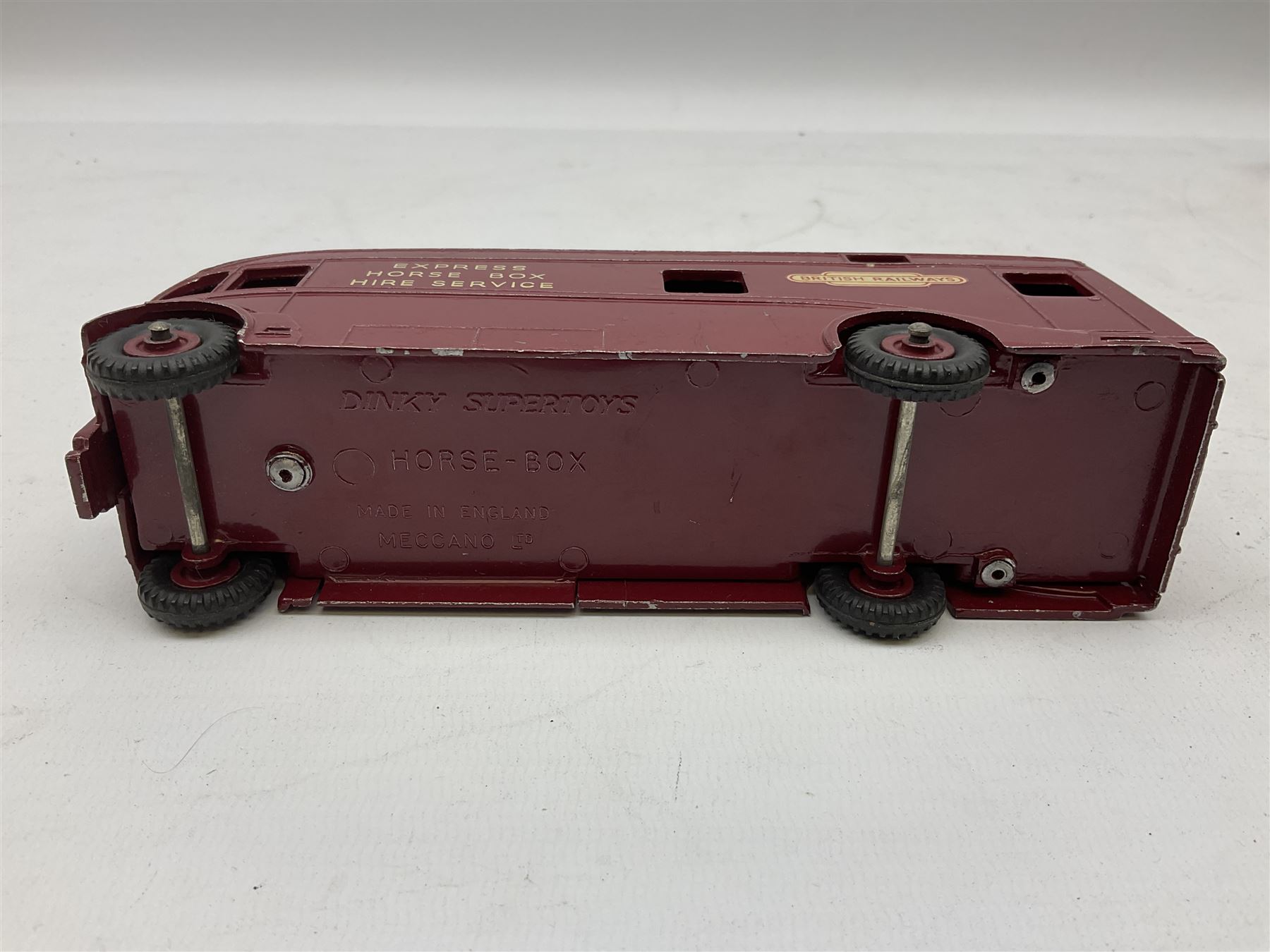 Dinky - Horse Box No.581; boxed