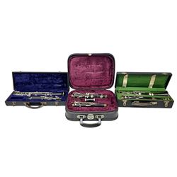 F. Buisson Dallas London oboe, serial no.5434; Boosey & Hawkes Lafleur clarinet, serial no.807004; and incomplete Boosey & Hawkes Regent clarinet, serial no.372169; each in fitted carrying case (3)