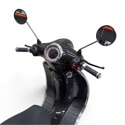 Sakura JS2A - 4000W electric scooter (125cc equivalent), 2 Miles, LL70 NFZ
