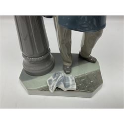 Lladro figure, The Lamp Lighter no 5205, with original box H47cm