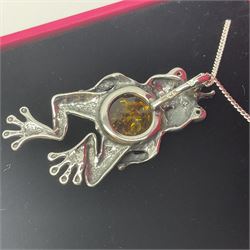 Silver Baltic amber frog prince pendant necklace, stamped 925 