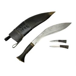Post WW2 Gurkha kukri, in leather scabbard complete with two skinning knives, 42cm overall