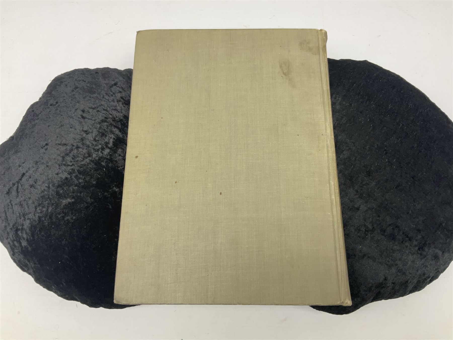 Mary Hamilton Swindler; Ancient Painting, Yale University Press, 1929