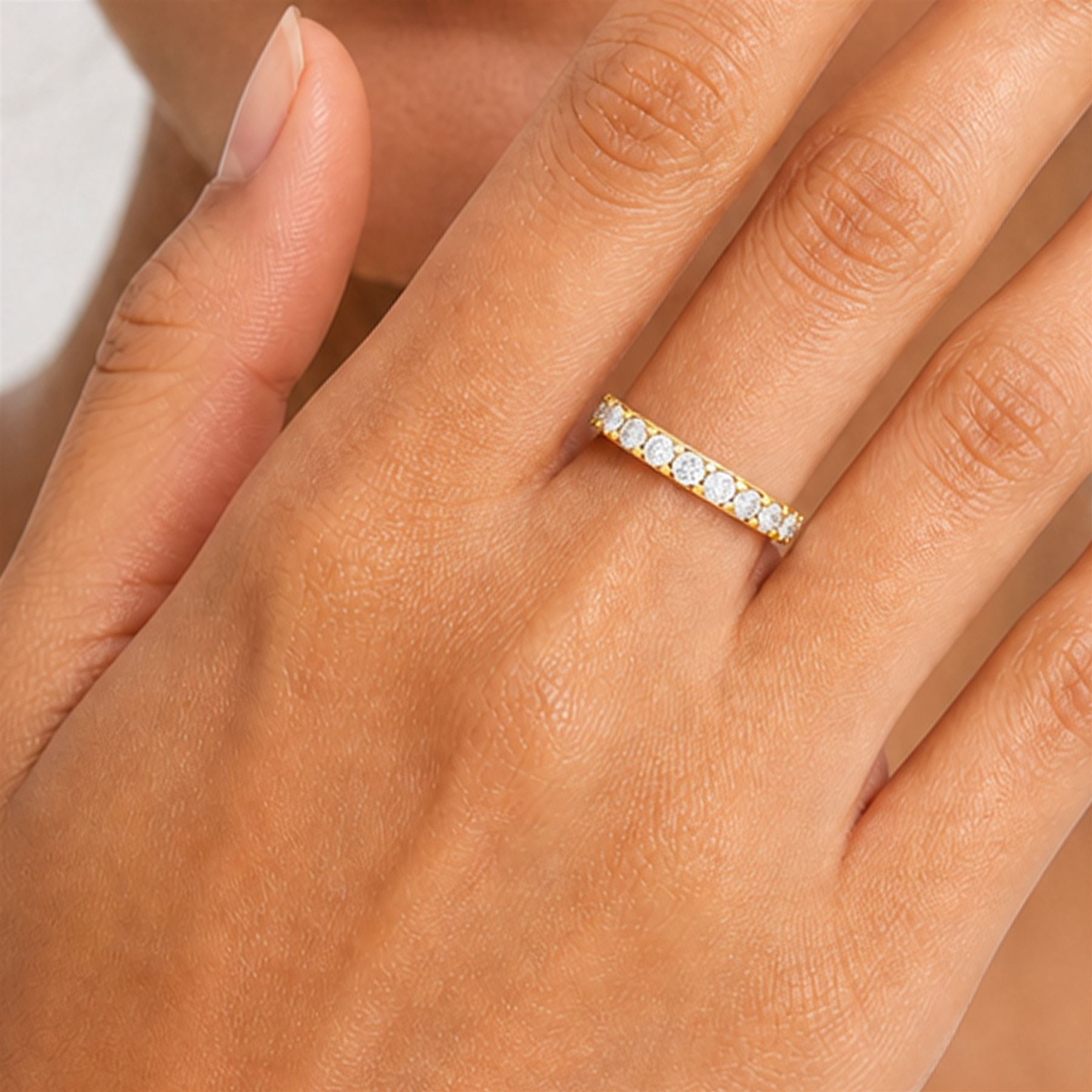18ct gold diamond half eternity ring, set with nine round brilliant cut diamonds, hallmarked