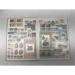 Mixed World stamps including some facsimile stamps, thematic stamps etc, housed in twenty modern stockbooks, in one box
