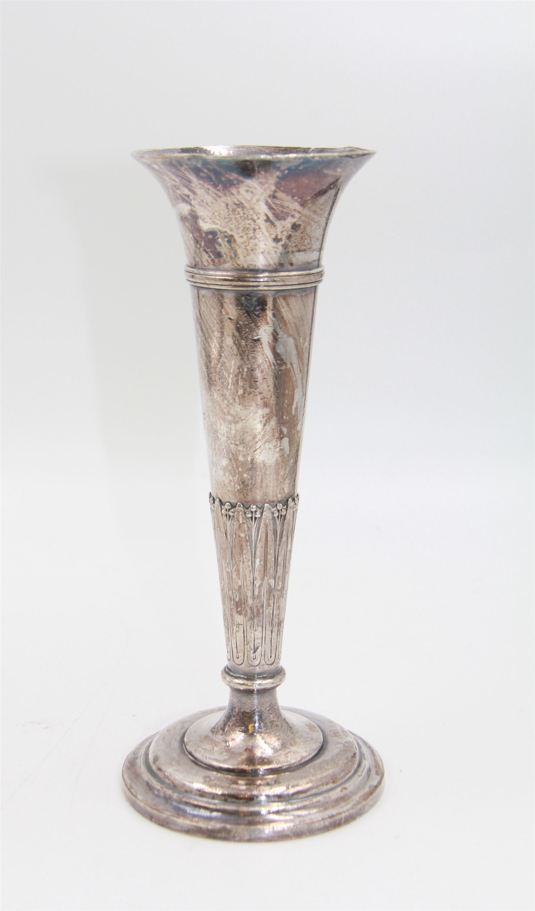 Elkington & Co silver plated trumpet vase, from the Cunard Steamship, tapering stam with foliate decoration, upon a circular stepped foot, H19cm