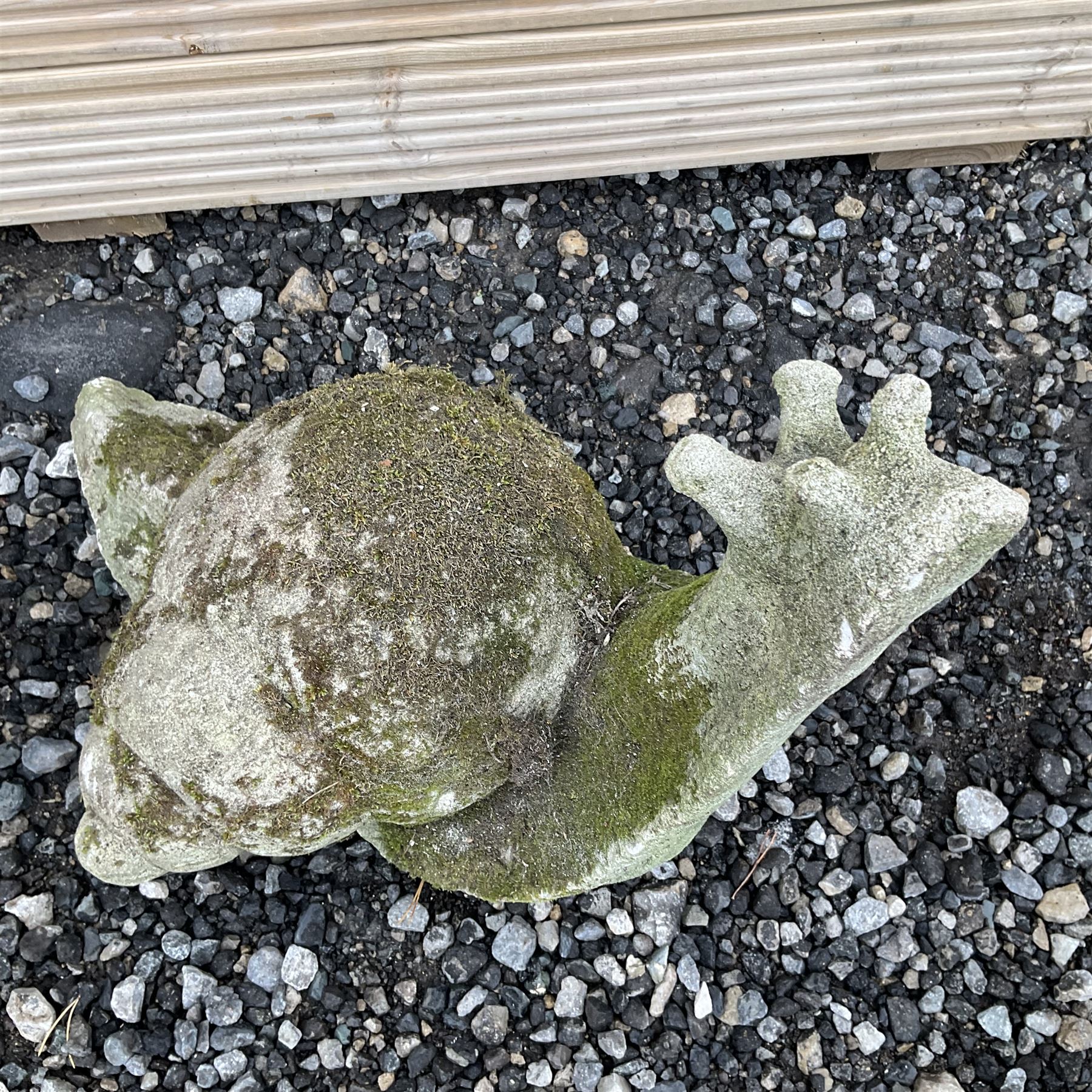 Two cast stone snail ornaments - THIS LOT IS TO BE COLLECTED BY APPOINTMENT FROM DUGGLEBY STORAGE, GREAT HILL, EASTFIELD, SCARBOROUGH, YO11 3TX