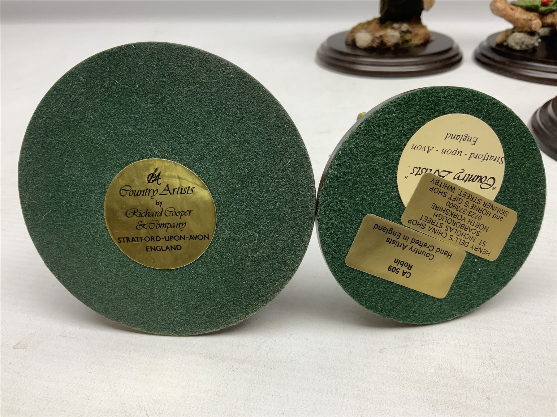 Quantity of Country Artists figures, comprising Woodland Visitors G800, Otter Family CA 552, Barn Owl CA 431, Wren CA 81, Mouse and Acorn CA784, Kingfisher - Broadway CA422, Early Days - Barn Owlets CA 720, together with two Border Fine Arts figures comprising Woodcock by James Harvey, 1985 and First Outing, Many with original boxes (9)