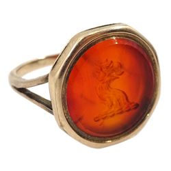 19th century rose gold round carnelian signet ring, with an eagle intaglio