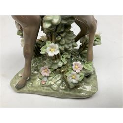 Two Lladro deer figures, comprising A Fawn and Friend no 5674 and Hi There no 5672, both with original boxes, largest example H14.5cm