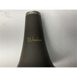 Windsor five-piece clarinet, serial no.EK05580; and Selmer Console clarinet with B&H mouth-piece; both cased (2)