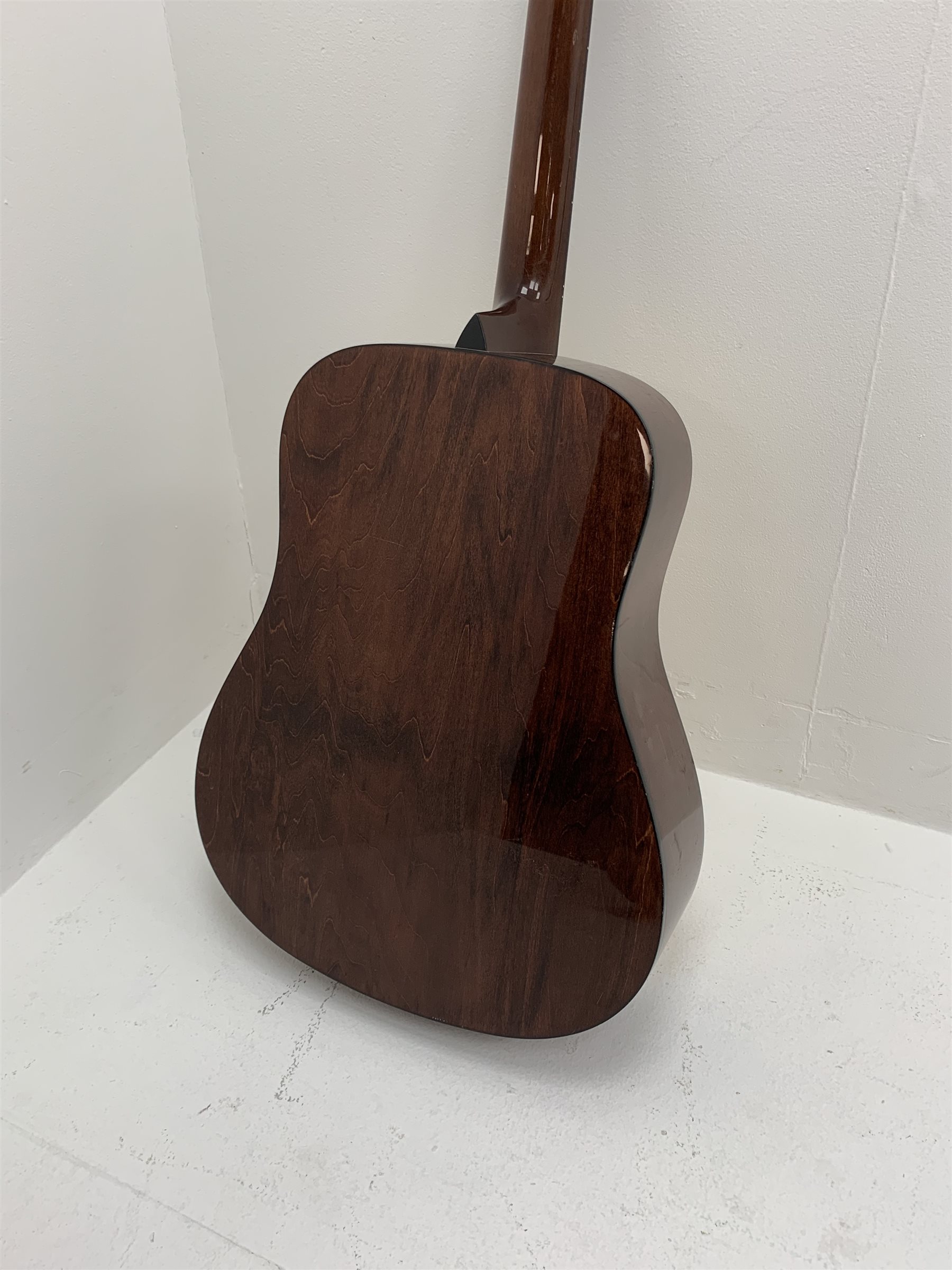  Fender DG-5NAT acoustic six-string guitar with rosewood style back and sides and blond wood top, serial no.CS05072941 L104cm  
