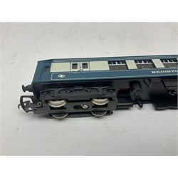 Wrenn '00' gauge - 'The Brighton Belle' Southern Electric Pullman two-car set Nos.S290S and S291S; boxed