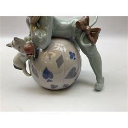 Two lladro figures, comprising Restful Mouse no 5882 and Mischievous Mouse no 5881, both with original boxes, largest example H19cm  