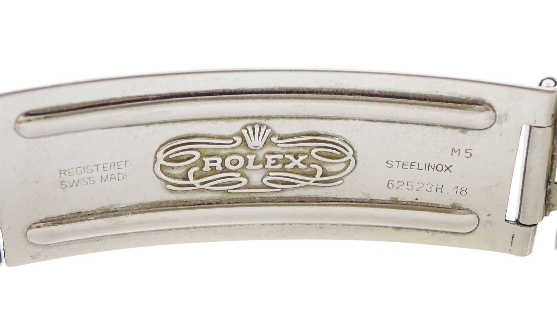 Rolex Oyster Perpetual Datejust gentleman's gold and stainless steel automatic wristwatch, circa 1987, Ref. 16253, serial No. 9871038, white dial with Roman numeral hour markers and date aperture, on gold and stainless steel Jubilee bracelet, with fold-over clasp