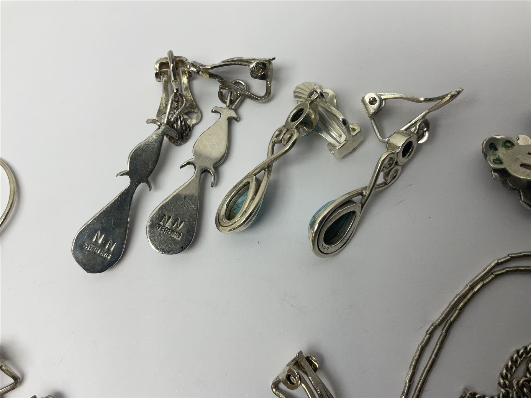 Silver and silver stone set jewellery including earrings and necklaces, collection of costume jewellery and other collectables