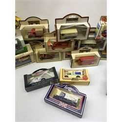 Various makers - thirty-two modern die-cast promotional models by Lledo, Days Gone, Maisto, Matchbox etc including Dandy/Beano, PG Tips, TV etc, all boxed (32)