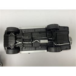 Nine 1:18 scale die-cast models including Ertl Chevrolet; Norev Renault 16; Sun Star Mitsubishi Pajero and Lotus Elan; Motor Max Land Rover Discovery; Road Tough Mercedes Benz 500SL etc; all unboxed (9)