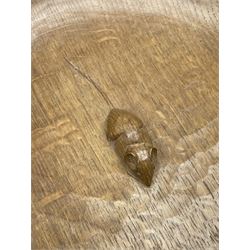 'Mouseman' circular tooled oak fruit bowl, mouse signature carved to centre, by Robert Thompson of Kilburn
