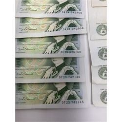 Banknotes including four Bank of England O'Brien one pound notes 'Y52J', 'T44J', 'T92J' and 'S23J', various ten shillings, two Somerset ten pounds 'CU20' and 'AW12', Page one pound notes, Bank of Scotland and other Scottish one pound notes etc